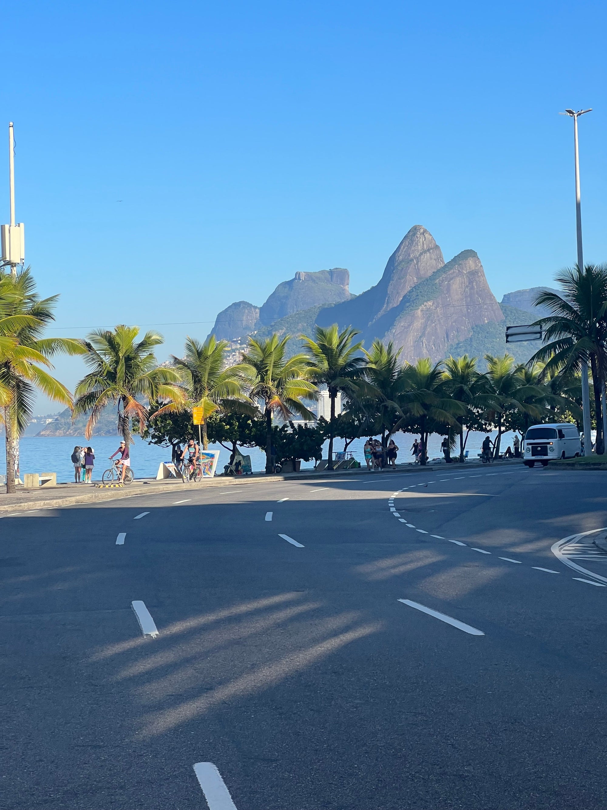Descubra onde encontrar as cervejas Luci™ no Rio de Janeiro: Teva Deli e Conversatório Bistrô